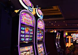 Daily bonus credit notification showing bonus accumulation on slot oxplay account dashboard
